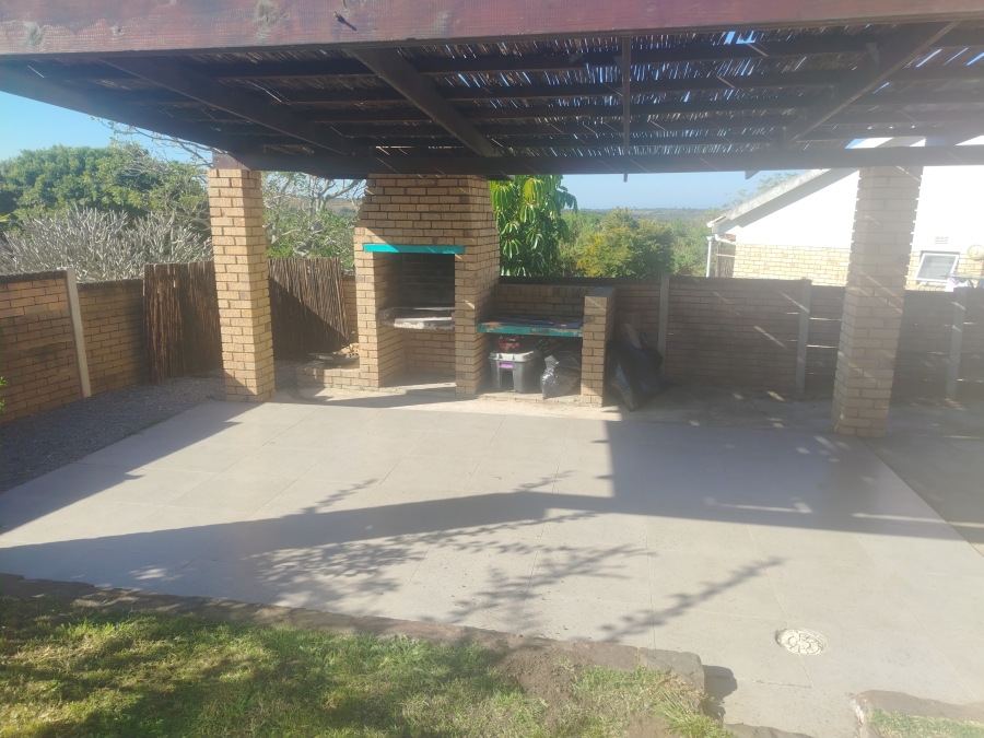 3 Bedroom Property for Sale in Beacon Bay North Eastern Cape